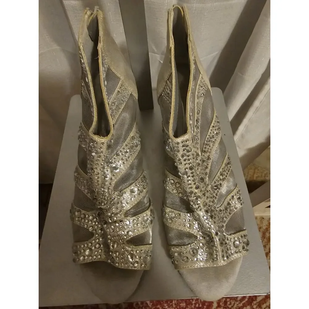 Silver Heels Size 8W | Sparkle Zipper Back Wedge | Joan Boyce